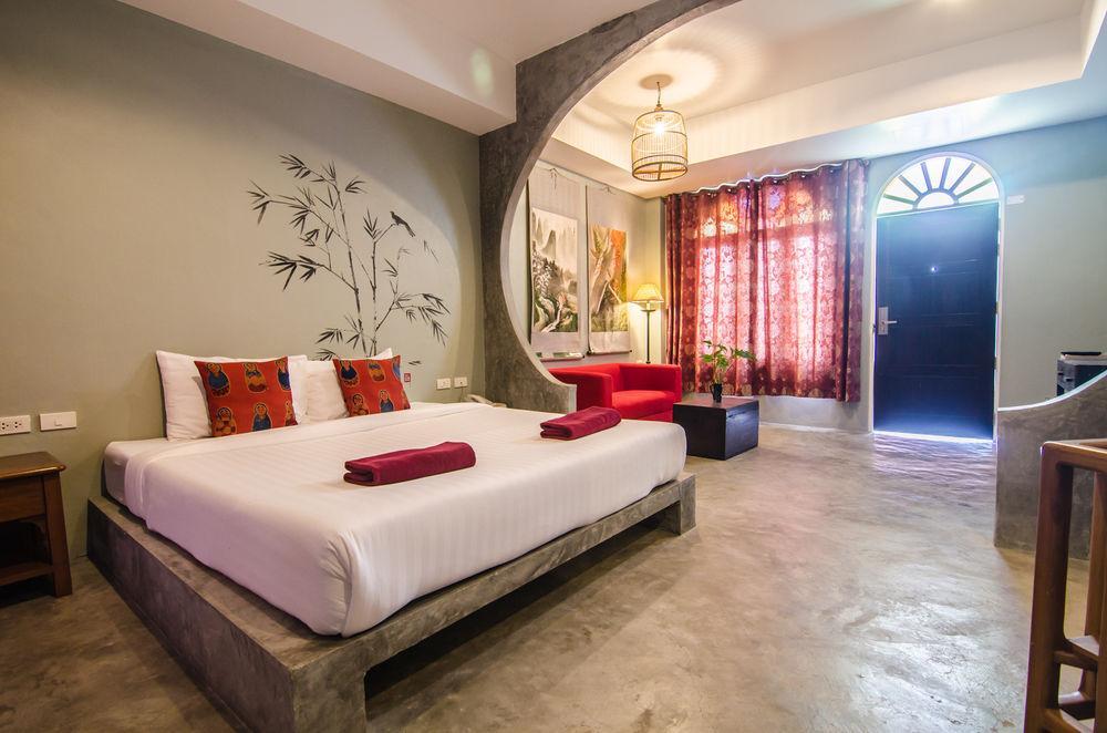 Chic Boutique Hotel Phuket Exterior photo
