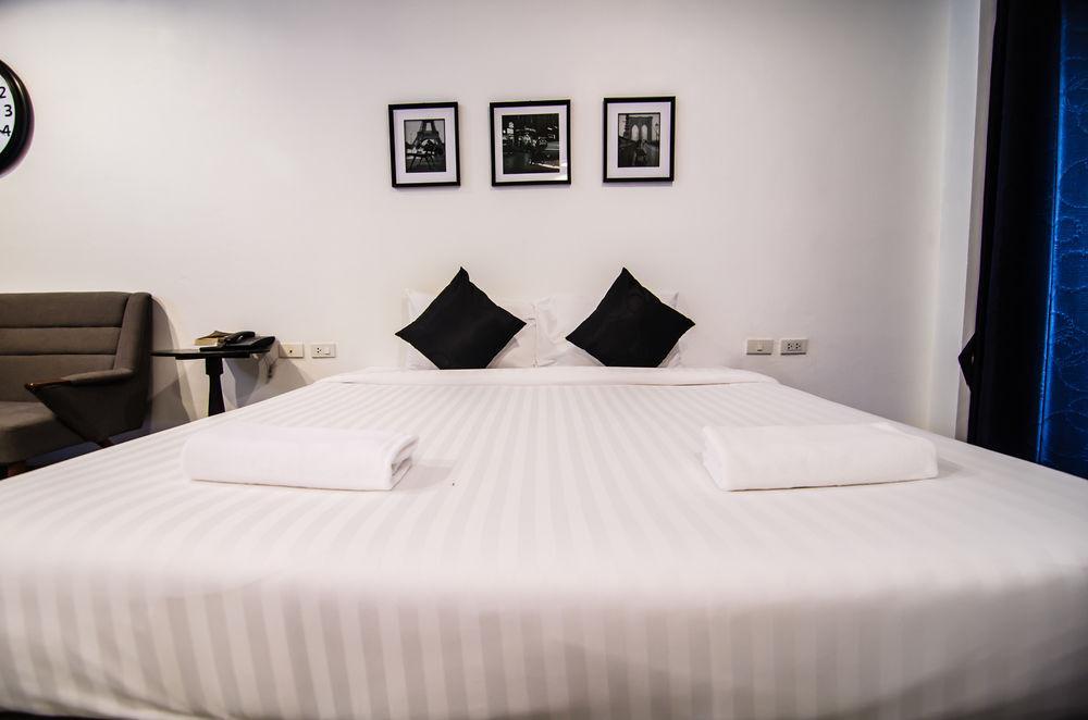 Chic Boutique Hotel Phuket Exterior photo