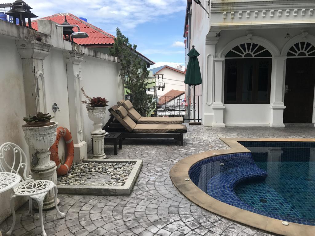 Chic Boutique Hotel Phuket Exterior photo
