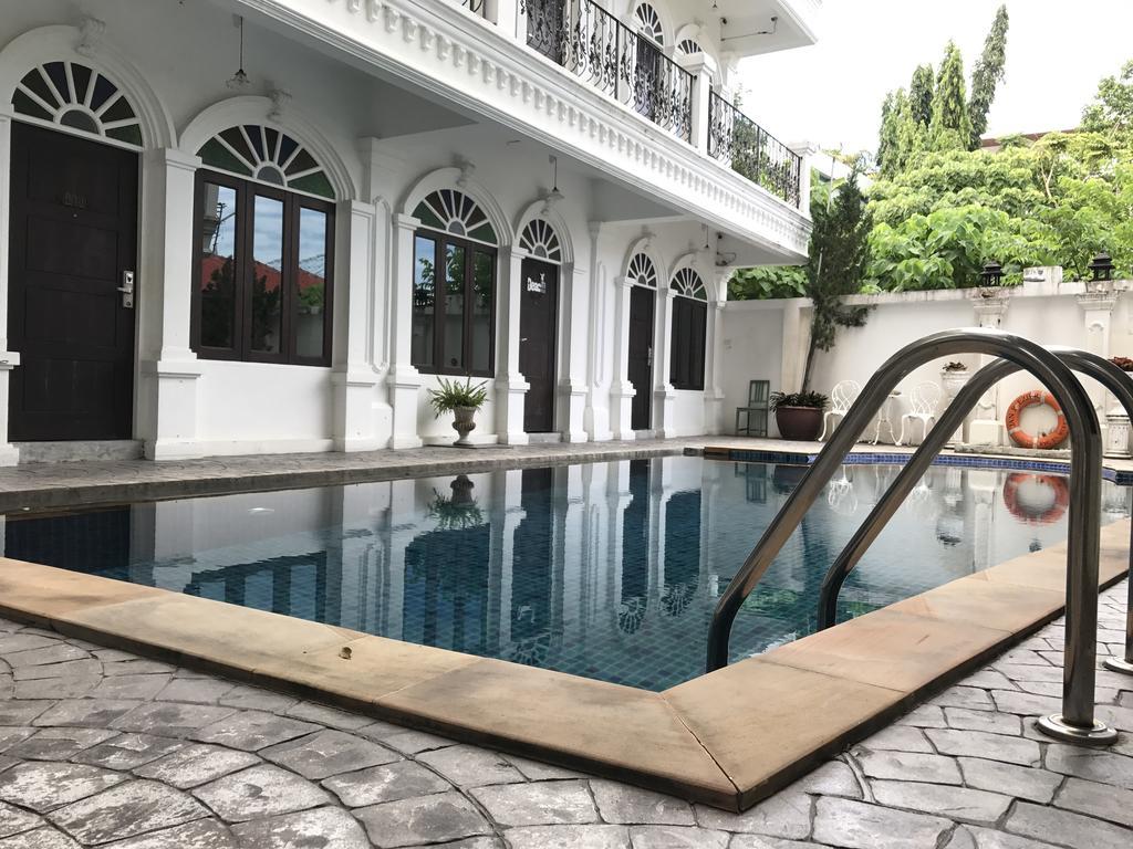 Chic Boutique Hotel Phuket Exterior photo