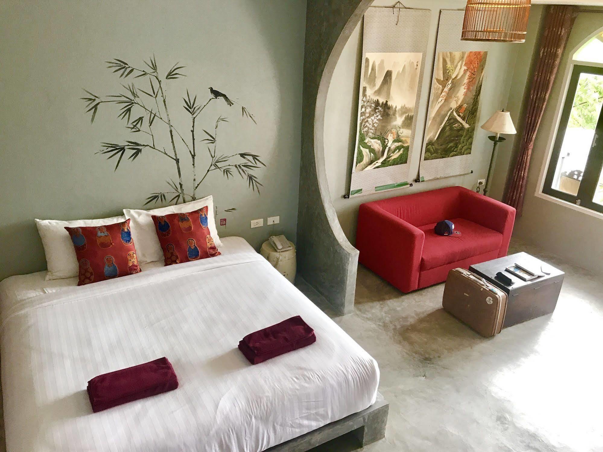 Chic Boutique Hotel Phuket Exterior photo