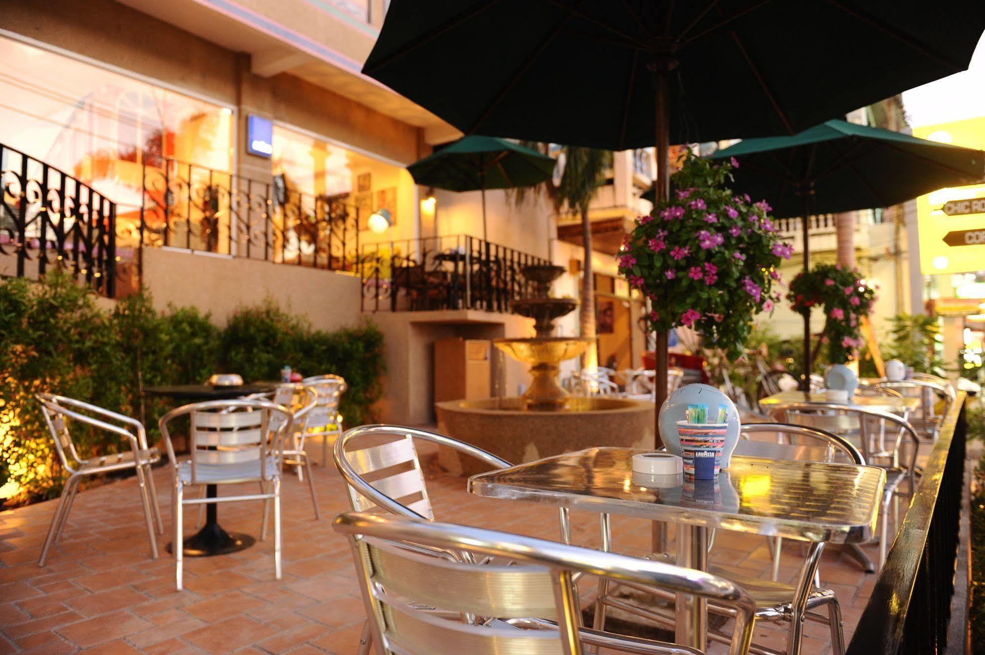 Chic Boutique Hotel Phuket Exterior photo